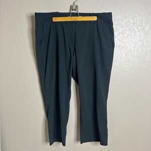 Nike Golf Tour Performance Dri-Fit Capri Pants